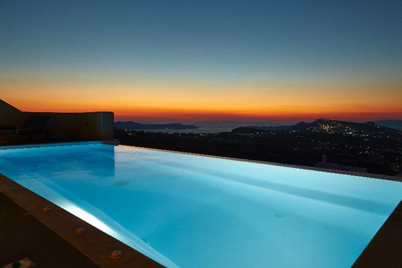 North Santorini A Luxury Spa Hotel Pýrgos Eksteriør billede